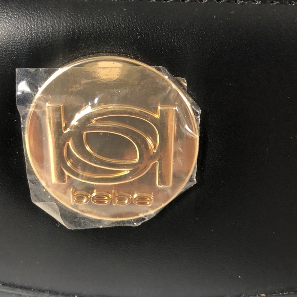 Bebe - Picture 2 of 8